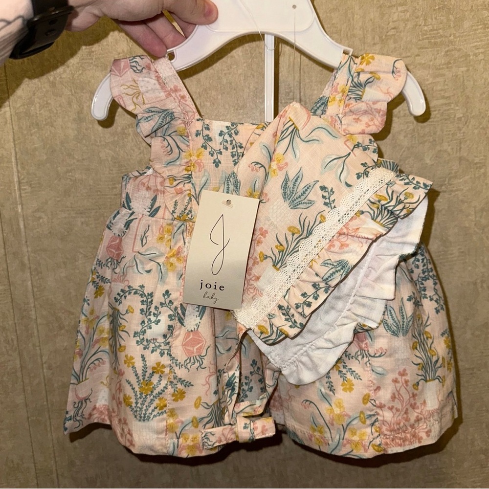 Baby girl outfit